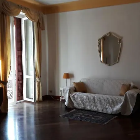 Florian Apartment
